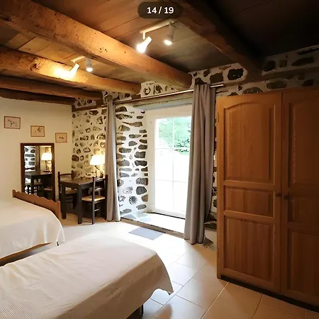 Au Coeur Du Cezallier Cantalien Holiday home *