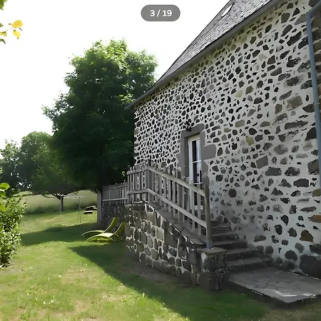 Au Coeur Du Cezallier Cantalien